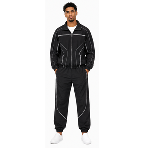 Survêtement en nylon imperméable pour homme, veste et pantalon légers de performance, production OEM/ODM personnalisée - Product Image 4