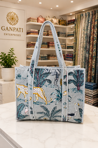 Sac fourre-tout léger personnalisé GANPATI ENTERPRISES pour femme, en velours gris imprimé, style bohème vintage, toutes saisons, idéal pour les voyages - Product Image 4