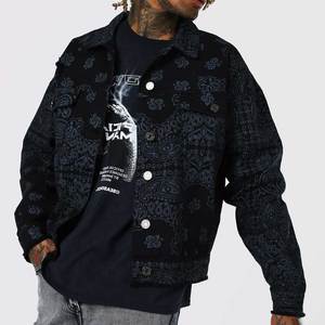 Veste en jean pour homme style américain, en denim délavé, avec doublure polaire en coton et motif sculpté montagne, pour l'hiver - Product Image 4