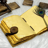 Carnet en cuir vert Arbre de Vie fait main, Grimoire vintage avec fermeture à sangle, Édition Nouvel An Rajasthan, Papier à bords festonnés 7x5 pouces