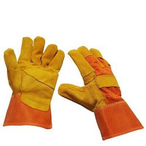 ถุงมือเซฟตี้หนังแยกสีเหลืองที่มีคุณสมบัติกันบาดและป้องกันการกระแทกสำหรับอุตสาหกรรมริกเกอร์งานวิศวกรรมโยธา - Product Image 1