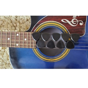 Púas de Guitarra de Cuerno Natural Hechas a Mano, Plectro Triangular, Suaves, Duraderas y Ecológicas para Guitarra Acústica y Eléctrica - Product Image 3