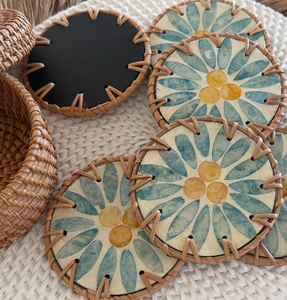Sous-verres en rotin et nacre, tissés à la main, résistants à la chaleur, style bohème, en promotion - Product Image 1