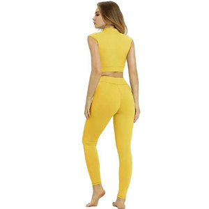 Nuevo Conjunto de 2 Piezas de Top Deportivo y Pantalones Cortos de Yoga para Mujer, Color Sólido, con Logotipo Frontal, para Pilates y Entrenamiento de Yoga - Product Image 2