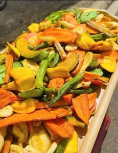 Vietnam Factory Crispy <b>Dried</b> Fruit And <b>Vegetable</b> Mix Bulk Packaging For Food Service And Retail - Product Image 6