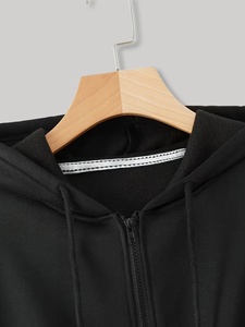 เสื้อฮู้ดครอปสไตล์ร่วมสมัยสำหรับผู้หญิง ทรงหลวมใส่สบาย เหมาะสำหรับการแต่งตัวในชีวิตประจำวัน ให้ความรู้สึกนุ่มนวล ทันสมัย - Product Image 4