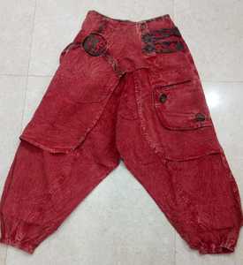 Pantalon cargo rouge pour femme, taille élastique, en coton, design confortable, style poche, à porter toute l'année - Product Image 1