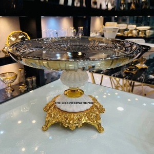 Plateau à fruits en verre de style nordique irrégulier, base en métal, plat à fruits secs, bol de service pour fruits, décoration de salon - Product Image 1