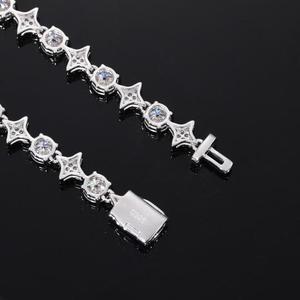 Bracelet à breloques en argent 925 et moissanite, design élégant à maillons, bijou de mode étincelant pour le quotidien et les événements - Product Image 3