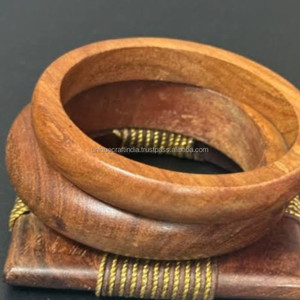 Bracelets en bois texturés avec portefeuille en cuir Fusion Collection de bijoux faits à la main pour hommes et femmes Ethnic Fashion Export - Product Image 3