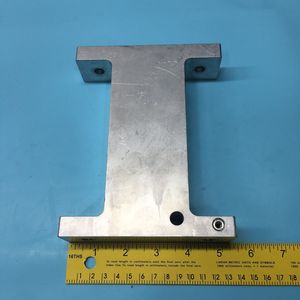 AMAT 0040-01262 SPACER, PILLOW BLOCK, ELECTRA IMP - Équipements et pièces semi-conductrices d'occasion de renommée mondiale à vendre - Product Image 5