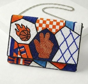 Bolso de hombro para mujer con cuentas verdes estilo cancha de tenis, diseño deportivo bordado, bolso de noche, accesorios de moda personalizados - Product Image 3