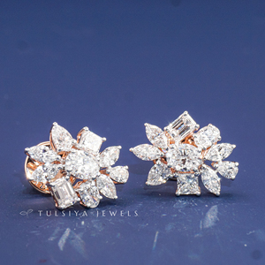 Élégantes boucles d'oreilles clous en or blanc 14 carats avec diamants de laboratoire pour hommes et femmes, design classique et simple avec pierres brillantes pour le bureau - Product Image 1