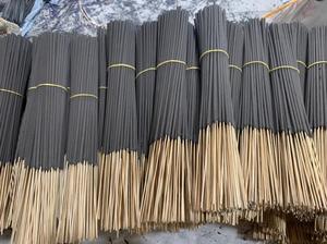 Bâtonnets d'encens noirs de 3 mm de qualité supérieure, bâtonnets de charbon de bois pour usage religieux, emballés dans des cartons avec diffuseur d'aromathérapie - Product Image 2
