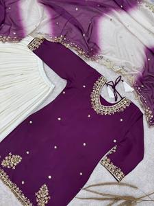 ชุดเสื้อท่อนบน 3 ชิ้น พร้อมผ้าคลุมไหล่ ดีไซน์หรูหรา ตกแต่งด้วยงานปักสวยงาม สำหรับผู้หญิง สวมใส่ในงานพิธีแบบดั้งเดิม - Product Image 6