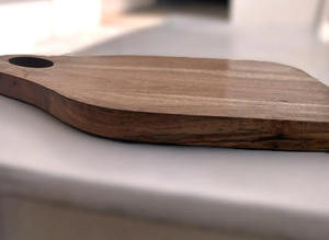 Tabla de cortar de madera de acacia con incrustaciones de mármol y resina, ideal para quesos, a precio mayorista asequible. - Product Image 5