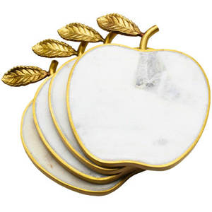 Posavasos de mármol blanco con forma de manzana y detalles dorados, ideal para decoración estética de mesas, espacios de comedor y eventos. - Product Image 1