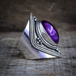 แหวนพลอยอเมทิสต์สีม่วงธรรมชาติ เงินแท้ 925 สไตล์โบฮีเมียน แหวนพลอยสำหรับผู้หญิง ทรงวงรี พลอยเม็ดใหญ่ แหวนวินเทจสำหรับสาวๆ - Product Image 2