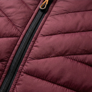 Veste d'hiver matelassée premium pour homme - Manteau léger style bomber avec tissu résistant à l'eau et logo personnalisé - Product Image 3