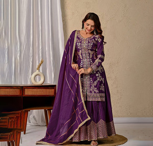 Traje Sharara de seda morada con bordado de secuencia, conjunto indio de 3 piezas (Salwar Kameez, top, pantalón y dupatta) para fiesta, vestido modesto. - Product Image 1