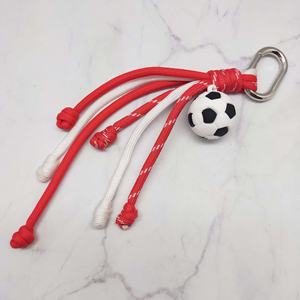 Llavero de fútbol estilo deportivo de moda con materiales de hierro, poliéster y acrílico, 3 surtidos - Product Image 2