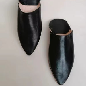 รองเท้าแตะโมร็อกโก เย็บด้วยมือทั้งหมด | |   รองเท้าแตะผู้ชาย | |   รองเท้าแตะผู้หญิง | |   การทำผิวแทนแบบธรรมชาติ - ผลิตด้วยมือ - Product Image 1