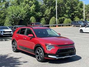 <span class=keywords><strong>Kia</strong></span> <span class=keywords><strong>Niro</strong></span> FWD 2025 Rouge Propre, Voiture d'occasion, Intérieur Clair, Sièges en Tissu, SUV, Toit Ouvrant, Camionnette, Meilleur <span class=keywords><strong>Prix</strong></span>, Voiture <span class=keywords><strong>de</strong></span> Qualité - Product Image 5