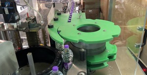 Machine d'étiquetage automatique électrique 90 BPM à commande PLC haute productivité pour bouteilles en BOPP - Product Image 2