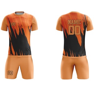 Tela Transpirable OEM de Primera Calidad para Hombre, Camiseta de Fútbol de Calidad Superior, Manga Personalizada con Logotipo, Color Sólido, 100% Poliéster - Product Image 5