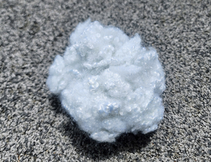 Fibra de Poliéster Reciclada Blanca de Vietnam, Sin Silicona, 15D 32/64mm, Antiestática, Antideformación, Relleno Hueco Conjugado - Product Image 6