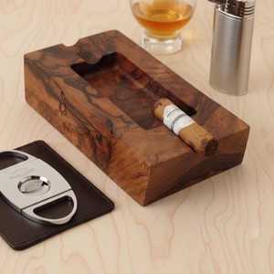 Cendrier moderne en bois de noyer avec fonctions anti-poussière et anti-fumée, design créatif à couvercle carré, cendrier portable en acier inoxydable - Product Image 5