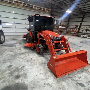 Tracteur LX3310 avec moteur diesel de 10 CV, boîte de vitesses, pompe à engrenages et composants de roulement - Garantie d'un an - Product Image 1