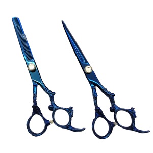 Ciseaux de coiffure professionnels japonais 5 pouces, manche en céramique, acier inoxydable 9CR13, pointes aiguisées, pour droitiers, usage en salon, personnalisables - Product Image 5