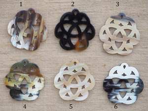 Collier pendentif animal en corne de buffle naturelle, fait main, de luxe, imperméable - Product Image 4