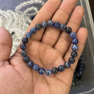 Pulsera de cristal de sodalita natural, cuentas de 8mm para la calma, la concentración y la comunicación, pulsera elástica de piedra curativa, regalo unisex - Product Image 3