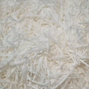 Fabricant vietnamien de viande de noix de coco surgelée IQF, viande de noix de coco naturelle fraîche, vente en gros en vrac, exportation d'usine - Product Image 1