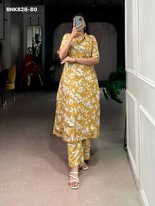 Diseño Evergreen de Alta Calidad para Uso Ocasional P.V. Proveedor de Kurt-Pent Chanderi con estampado floral y detalles en foil de Surat - Product Image 2