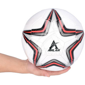 Balón de fútbol cosido a máquina de primera calidad para sesiones de entrenamiento y práctica en equipo con construcción duradera - Product Image 1