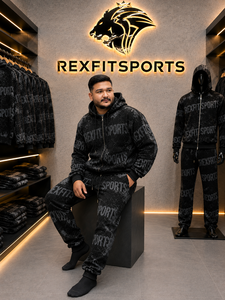 ชุดเซ็ตฮู้ดดี้ซิปสีดำสำหรับผู้ชาย REXFITSPORTS ลายพิมพ์ทั่วตัว สไตล์สปอร์ต สตรีทแวร์ กางเกงจ็อกเกอร์ขายาวพร้อมกระเป๋าข้าง - Product Image 5