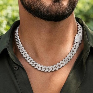 สร้อยคอฮิปฮอปแบบคลาสสิค Cuban Link ประดับเพชรโมอิสซาไนต์ เงินแท้ 925 สำหรับทุกเพศ - Product Image 1
