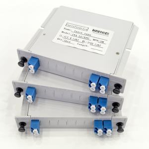 Módulo Divisor Óptico SMF LC UPC 1*4, Precio de Fabricante, Caja Divisora Enchufable para Redes FTTH y Telecomunicaciones - Product Image 6