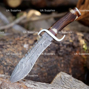 Cuchillo de caza de acero de Damasco OEM/ODM personalizable de gran venta con hoja dentada de punta caída y mango de cuerno de ciervo y latón - Product Image 2
