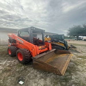 รถตักล้อยาง Kubota SSV75 กำลังขายดี 74 แรงม้า รถตักขนาดเล็ก เครื่องยนต์ดีเซล ห้องโดยสารแบบปิด ระบบไฮดรอลิกเสริม - Product Image 4