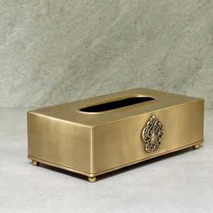Cubierta para Caja de Pañuelos Negra con Diseño de Hoja de Helecho en Metal Plateado - Product Image 3