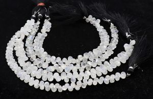 Cuentas facetadas de piedra lunar arcoíris blanca natural en forma de lágrima de 4x6 mm, cuentas de piedra lunar en forma de gota de 8 pulgadas, cuentas facetadas de piedra lunar arcoíris con perforación lateral. - Product Image 5