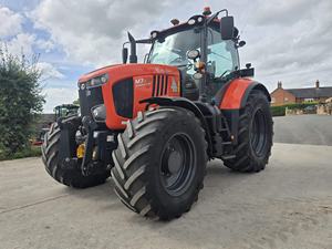 Fournisseur direct de tracteurs Kubota M6060 à vendre, puissants et fiables, avec moteur, boîte de vitesses, pompe et roulements pour tous les besoins agricoles - Product Image 6