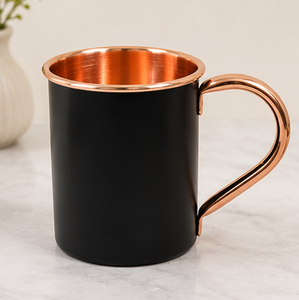 Taza de Cobre Negra Mate de Lujo de Antique Creations, Asa Pulida Lisa para un Agarre Ergonómico Seguro, Personalizable, para Uso en Interiores y Exteriores - Product Image 6