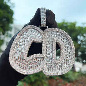 Collier de luxe Hip Hop diamant pavé Bling à la mode Ice Out Zircon grand coeur pendentif pour hommes et femmes pour les fêtes - Product Image 3