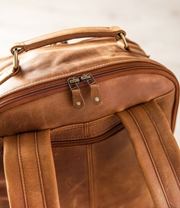 Mochila de cuero de grano completo Mochila Regalos de aniversario para ella Regalos de Navidad para él Navidad - Product Image 4