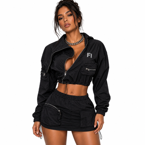Ensemble 2 pièces coupe-vent en nylon avec fermeture éclair, haut à manches longues et mini-jupe, imperméable, pour hommes - Product Image 1